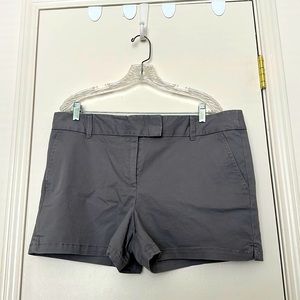 NEW - Ann Taylor Loft Gray Riviera Short